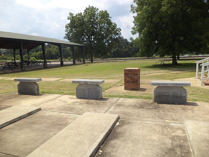 File:Decatur County Veterans Memorial Benches, Climax.JPG