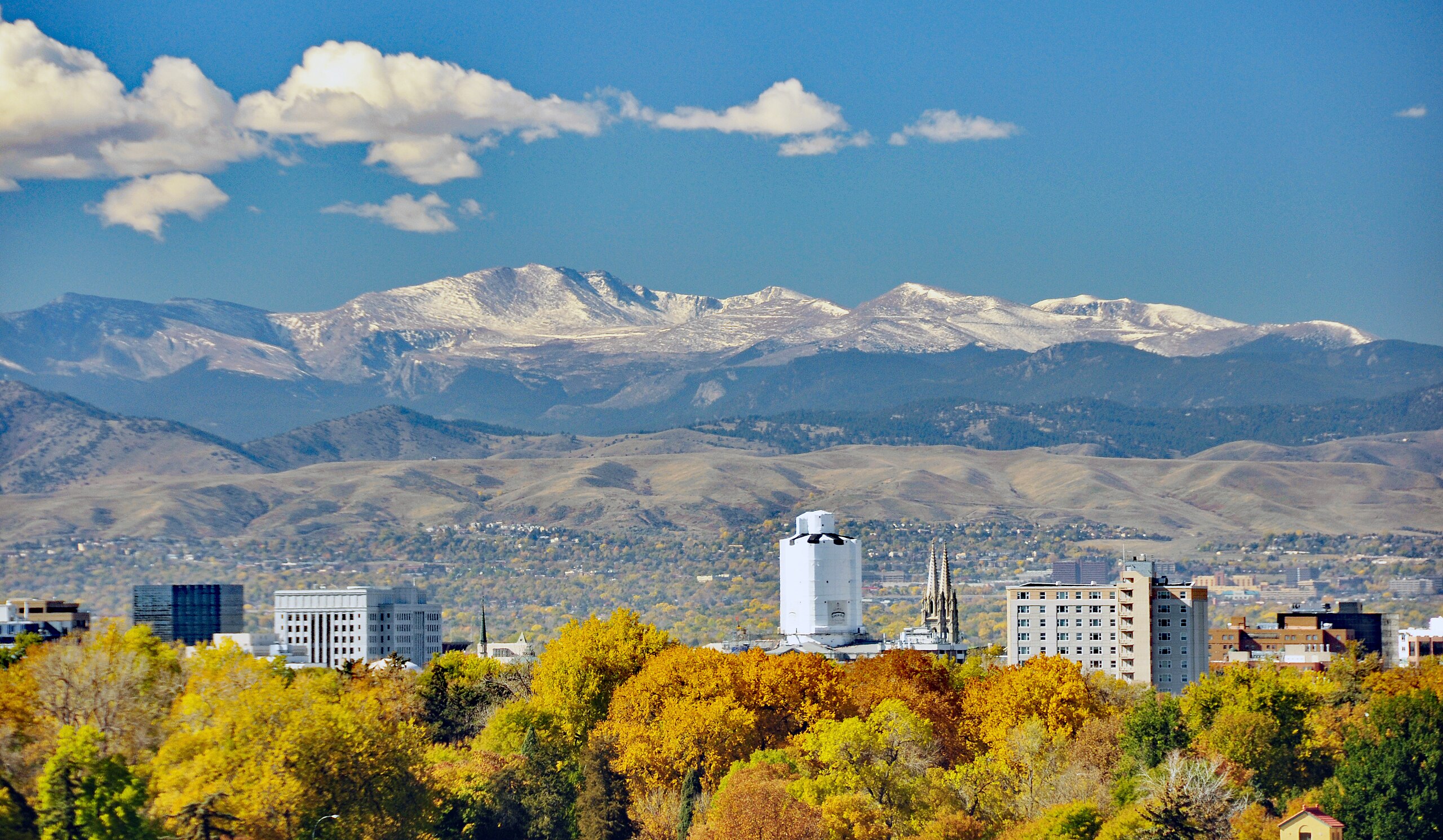 File:Colorado Rockies (44531054762).jpg - Wikimedia Commons