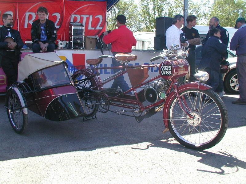 File:Derny tandem side.jpg