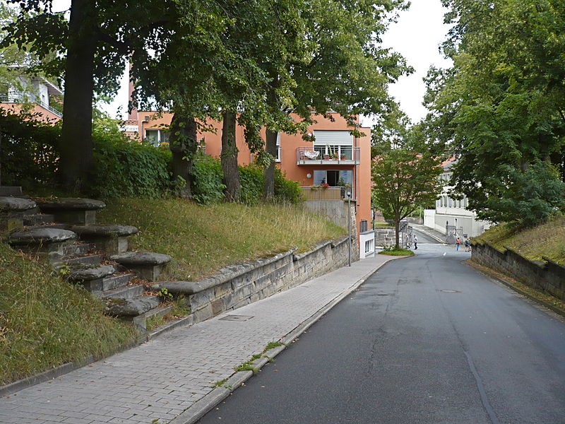 File:Dr.-Franz-Straße Bayreuth.JPG