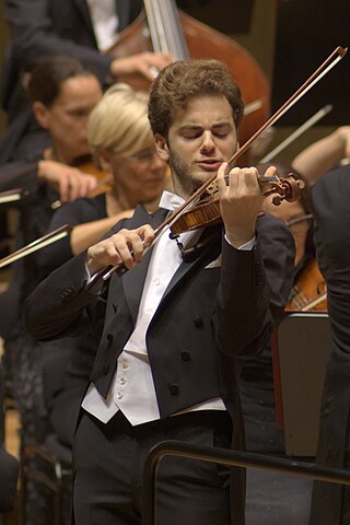 <span class="mw-page-title-main">Emmanuel Tjeknavorian</span> Austrian violinist and conductor (born 1995)