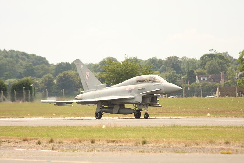 File:Eurofighter Typhoon 01 (3688669522).jpg