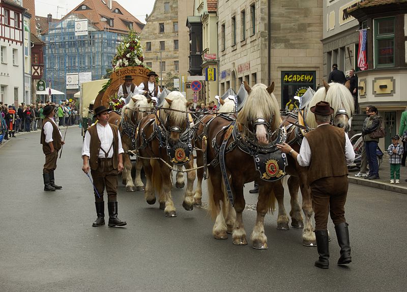 File:Fürth Kirchweih 2013 002.JPG