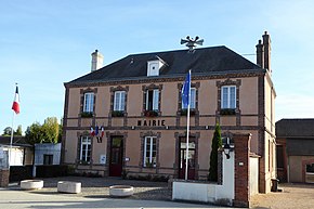 Faverolles mairie Eure-et-Loir France.jpg