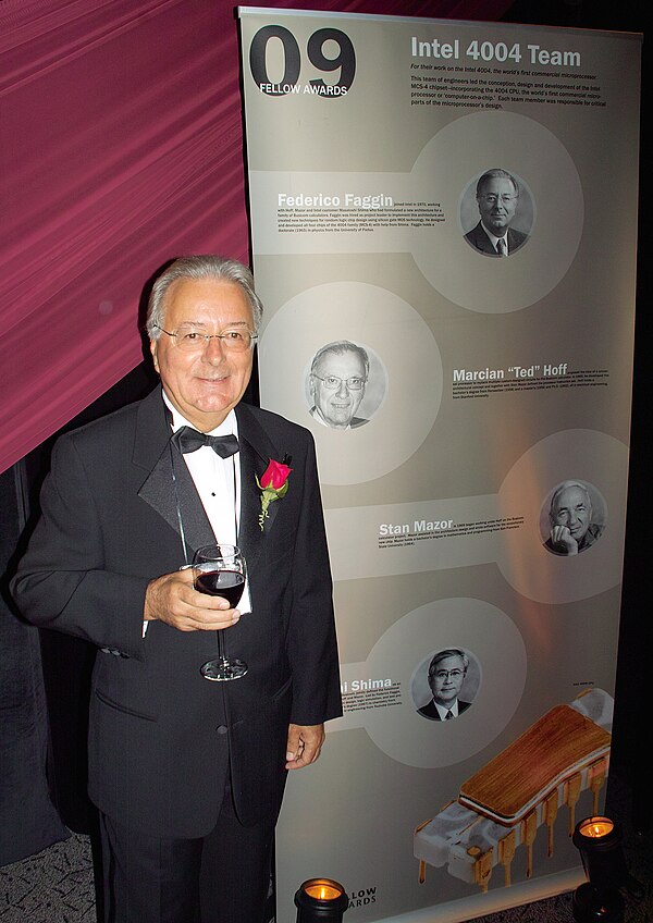 Faggin at the Computer History Museum's 2009 Fellows Award event