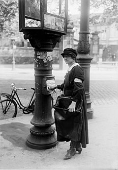 Female mail carrier during WWI.jpg