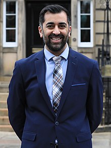 220px-First_Minister_Humza_Yousaf_%2852784069858%29_%28cropped_1%29.jpg