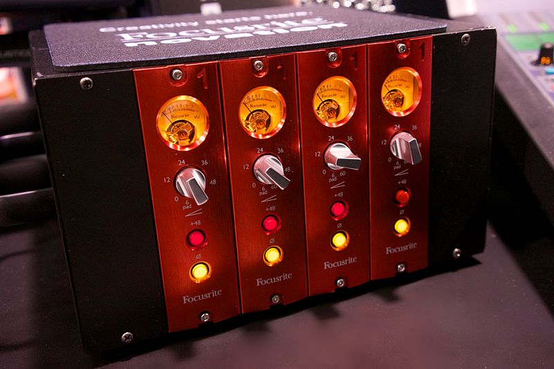File:Focusrite Red 1 500 Series Mic Pre (2014, Lunchbox formfactor) - Red Range introduced in 1993, is a direct development of Rupert Neve's designs for George Martin's AIR studios in 1985 - 2014 NAMM Show (by Matt Vanacoro).jpg