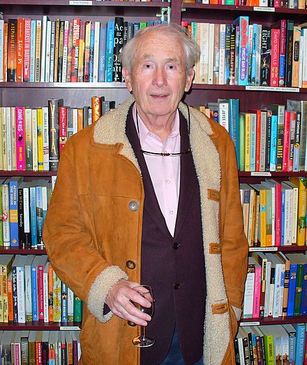 Frank McCourt raises a glass to Limerick life