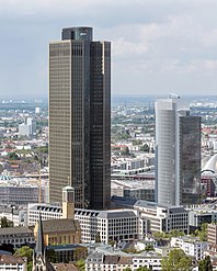 Frankfurt Am Main-Tower 185-Ansicht vom Deutsche-Bank-Hochhaus-20130525.jpg