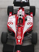 Scott Dixons Wagen bei der Vorbereitung zum Training für das 90. Indianapolis 500 im Jahre 2006