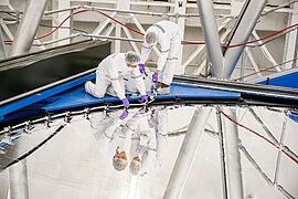 Gemini telescope primary mirror in-situ wash (noirlab-in-situ-wash-271).jpg