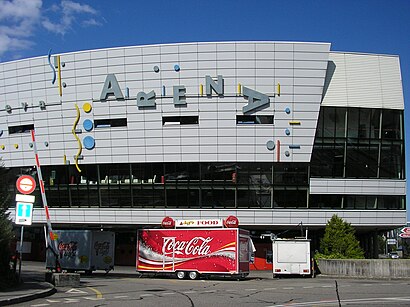 So kommt man zu der Geneva Arena mit den Öffentlichen - Mehr zum Ort Hier