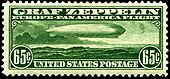 Eine 65-Cent-Zeppelin-Briefmarke von 1930, die im April für den panamerikanischen Flug des Luftschiffs Graf Zeppelin von Mai bis Juni herausgegeben wurde