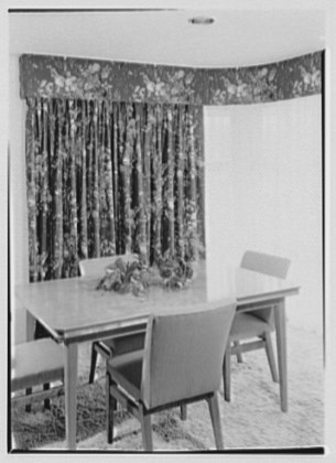 File:Greeff Fabrics Inc., House of the Year, Lake Success, Long Island, New York. LOC gsc.5a16592.tif