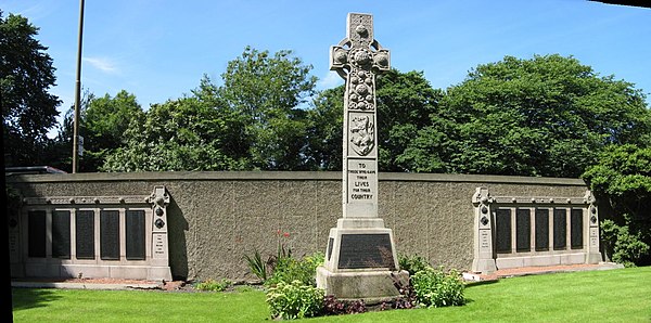 Memorial to soldiers killed in the Gretna rail disaster of 1915.