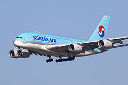 HL7613 A380 Korean Airlines (7567522426).jpg