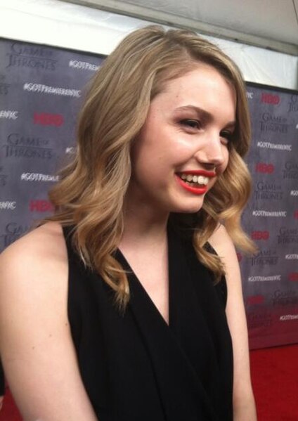 Hannah Murray, who played Cassie Ainsworth during the first generation