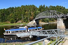 Schiffsanleger an der Saalebrücke