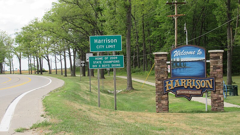 File:Harrison, MI welcome sign.jpg