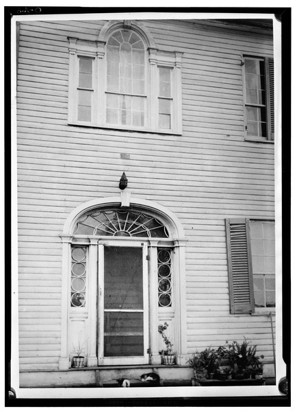File:Historic American Buildings Survey, NORTH ELEVATION, ENTRANCE. - Jesse Spencer House, Adelphi, Ross County, OH HABS OHIO,37-ADEL.V,1-2.tif