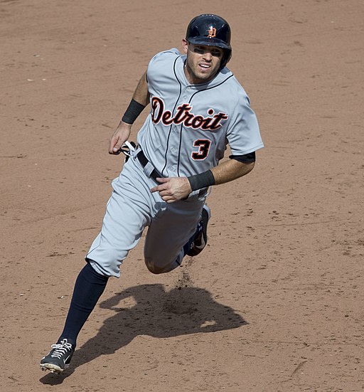 Ian Kinsler running 2017 (cropped)