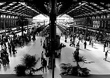 Veduta interna della stazione di Parigi Lione