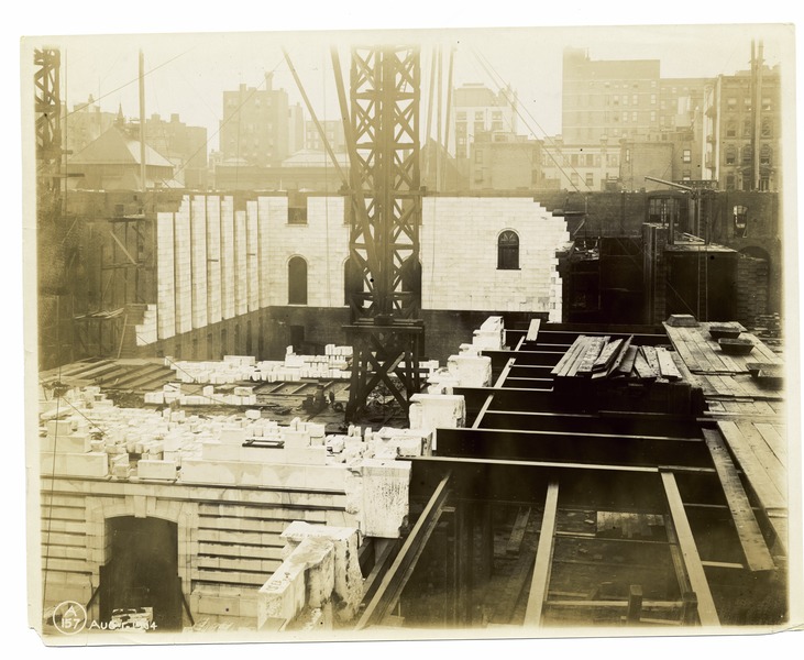 File:Interior work - structural frame and construction of marble walls, lookinig north (NYPL b11524053-489581).tiff