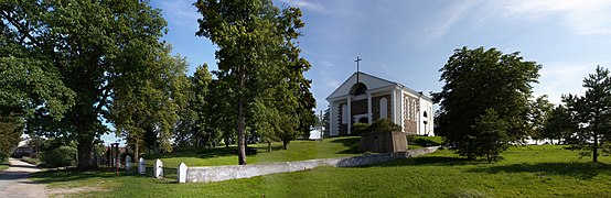 Kiaunorių šv. Juozapo bažnyčios panorama