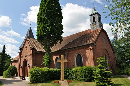 Kirche Leezen (Holstein).Südost Ansicht.ajb