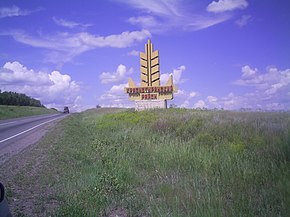Stele al confine tra le regioni di Krasnoturansky e Minusinsk (autostrada Minusinsk-Ballyk)