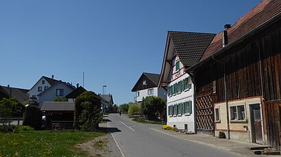 So kommt man zu Lanterswil mit den Öffentlichen - Mehr zum Ort Hier