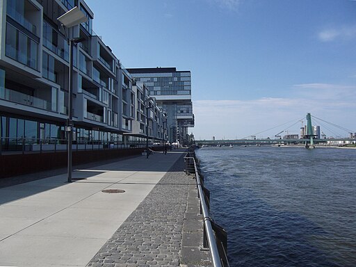 Laura-Oelbermann-Promenade Koeln