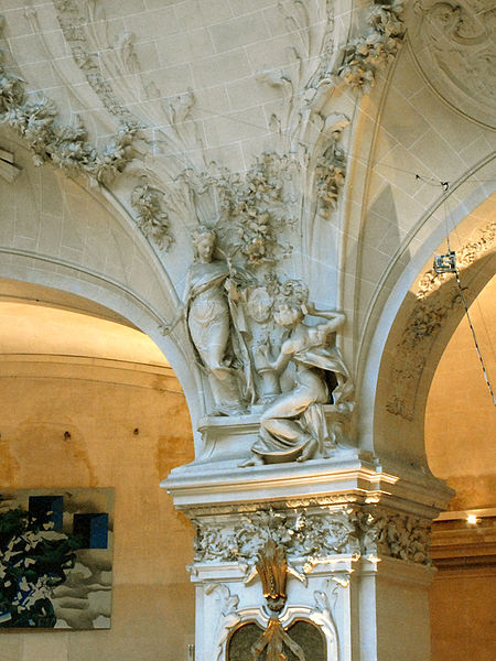 File:Les décors du hall du Palais de la Découverte (2556981664).jpg