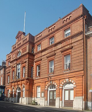 <span class="mw-page-title-main">Lewes Town Hall</span> Municipal building in Lewes, East Sussex, England