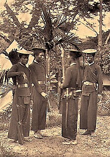 Locally recruited riflemen of the French Colonial Army in Indochina, 1884 Linh Tap.jpg