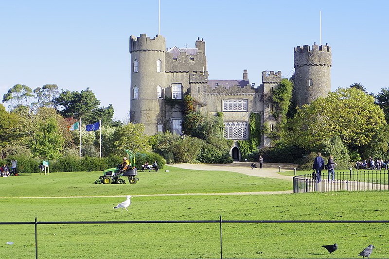 File:Lismore - Malahide Castle - 20170928110724.jpg