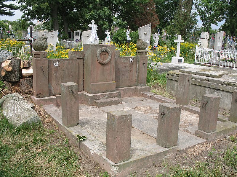 Файл:Ludmir cemetery Part III Лодомирське кладовище Частина третя 30.jpg
