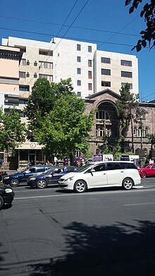 Mashtots Avenue, Yerevan 16.jpg