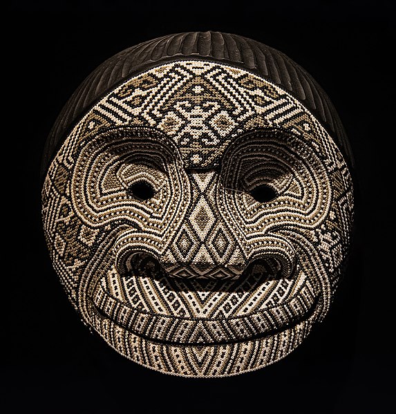 Fichier:Mask used on folk ritual Kamentsa on Chaquiras indigenous people of Colombia.jpg