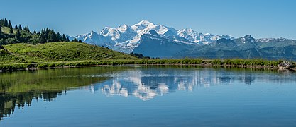 Massif du Mont-Blanc from Lac de Joux Plane 03