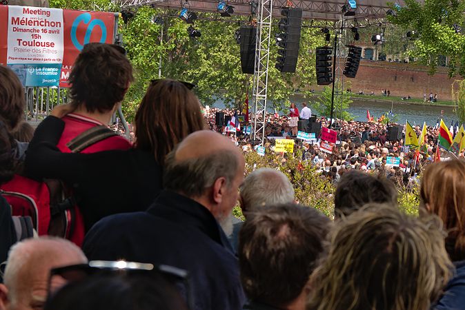 Français : Meeting politique de Jean-Luc Mélenchon à la prairie des Filtres de Toulouse, le 16 avril 2017. English: Political meeting of Jean-Luc Mélenchon in Toulouse, on 16 April 2017.