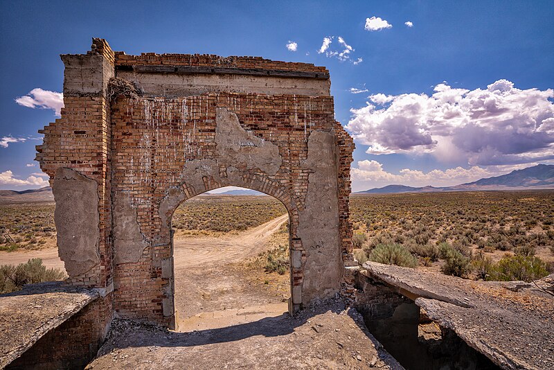 File:Metropolis, Nevada (50285898886).jpg