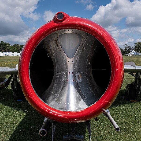 File:Mikoyan-Gurevich MiG-15 on the grounds of the EAA Aviation Museum, Oshkosh, Wisconsin, US julesvernex2.jpg