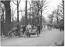 Motorrijders in Toronto in 1904