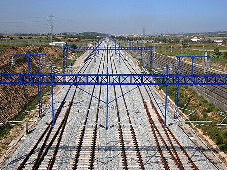 Línea de alta velocidad Madrid-Zaragoza-Barcelona-Frontera francesa