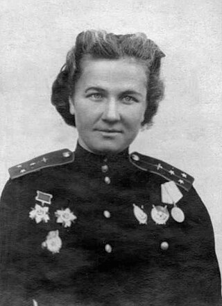 <span class="mw-page-title-main">Nadezhda Popova</span> Soviet military aviator (1921–2013)