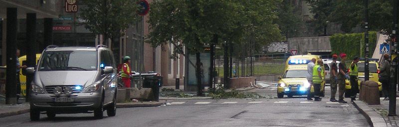 File:Oslo bomb blast July 22 2011 Image 03.JPG