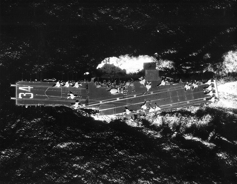 File:Overhead view of USS Oriskany (CV-34) underway in the mid-1970s.jpg