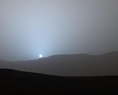 Sunset - Gale crater (April 15, 2015).